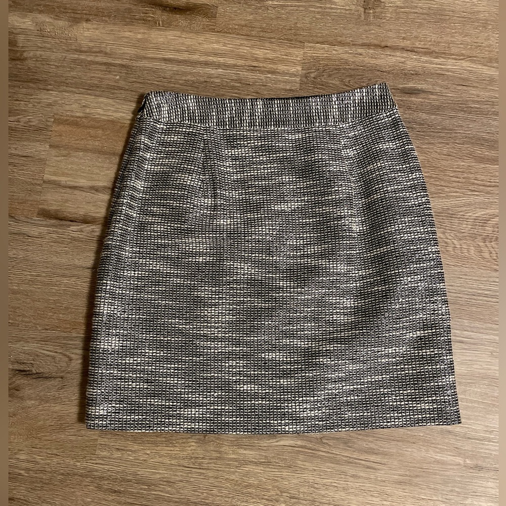 Banana Republic Black & Cream Tweed Shimmer Pencil Skirt